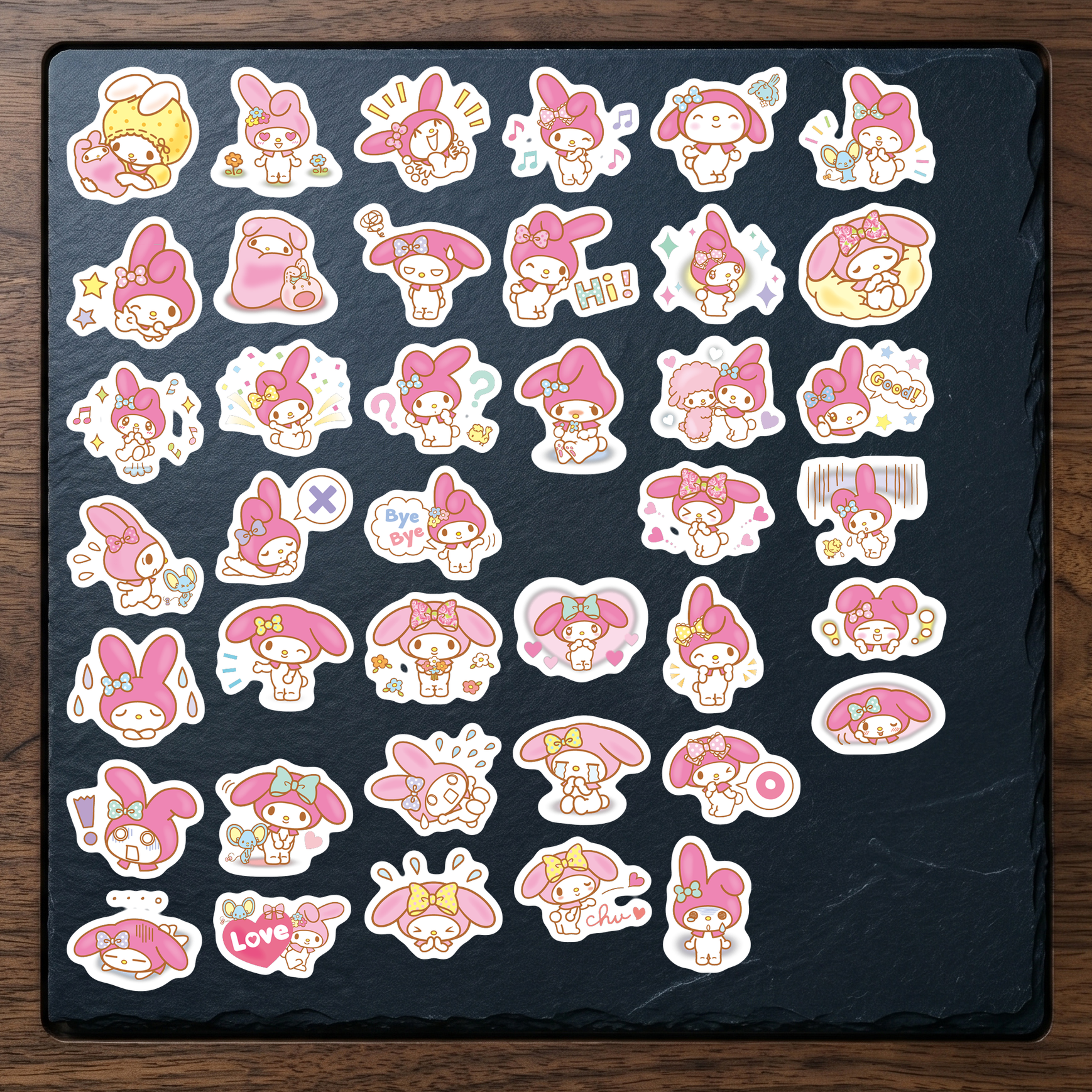 Lovely (40 hình)